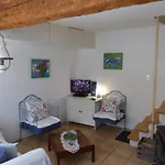 Maison Des Remparts Nichee Sous La Cite Σπίτι διακοπών *