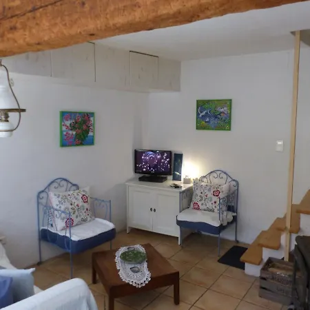 Maison Des Remparts Nichee Sous La Cite Tatil Evi *