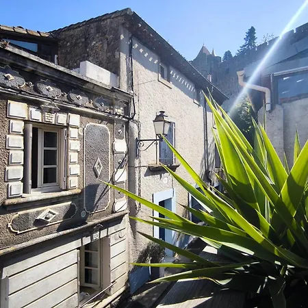 Maison Des Remparts Nichee Sous La Cite Tatil Evi