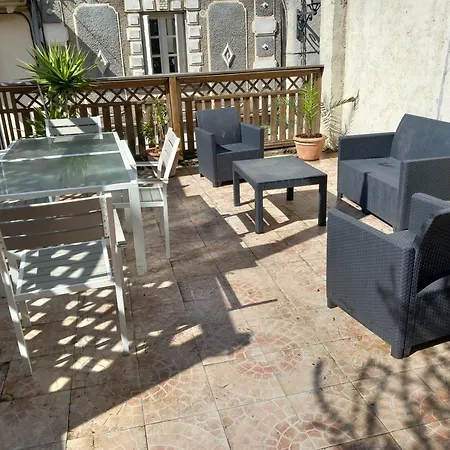 Maison Des Remparts Nichee Sous La Cite Ferienhaus *