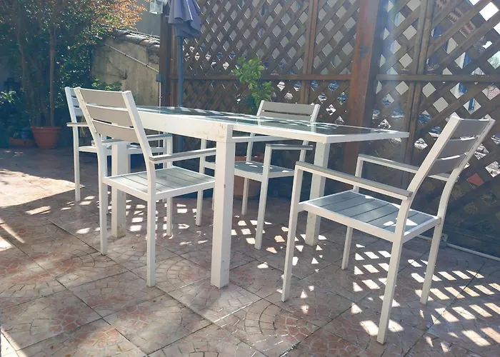 Maison Des Remparts Nichee Sous La Cite