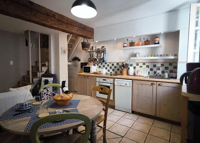 Ferienhaus Maison Des Remparts Nichee Sous La Cite *